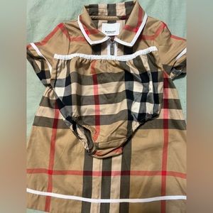 Burberry set with bloomers